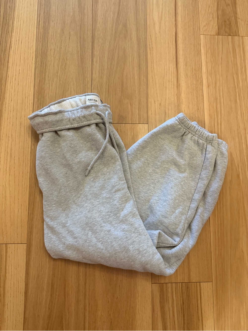 Aritzia Gray Sweat Joggers